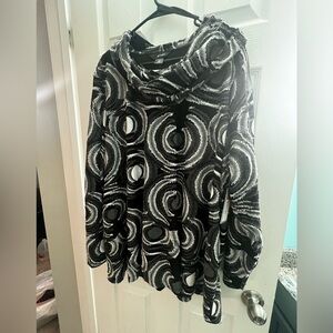 Women’s Sweatshirt Top